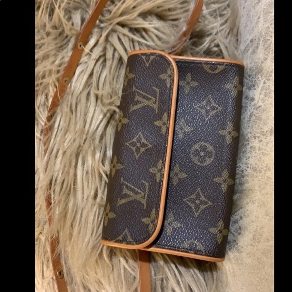 LV Vintage fanny pack kendal Jenner used it for Coachella 2018
